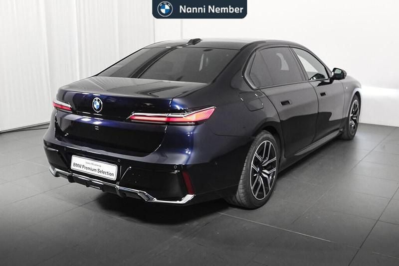 Usata BMW 740 Comfort Edition 286 CV (210 kW) 2024 Berlina