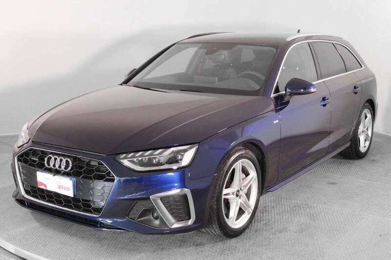 Blu navarra metallizzato Usata 2024 Audi A4 S-Line Station wagon | 42.500 € (Molto cara) - Immagine 1/4