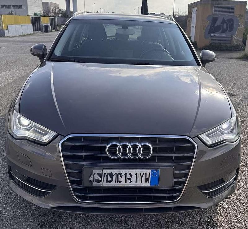 Usata Audi A3 Ambition 105 CV (77 kW) 2013 Berlina
