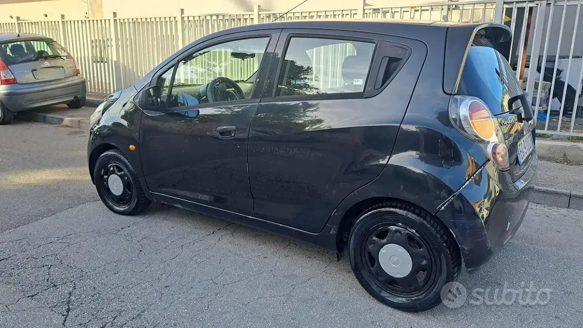 Usata Chevrolet Spark 68 CV (50 kW) 2012 Nero Utilitaria