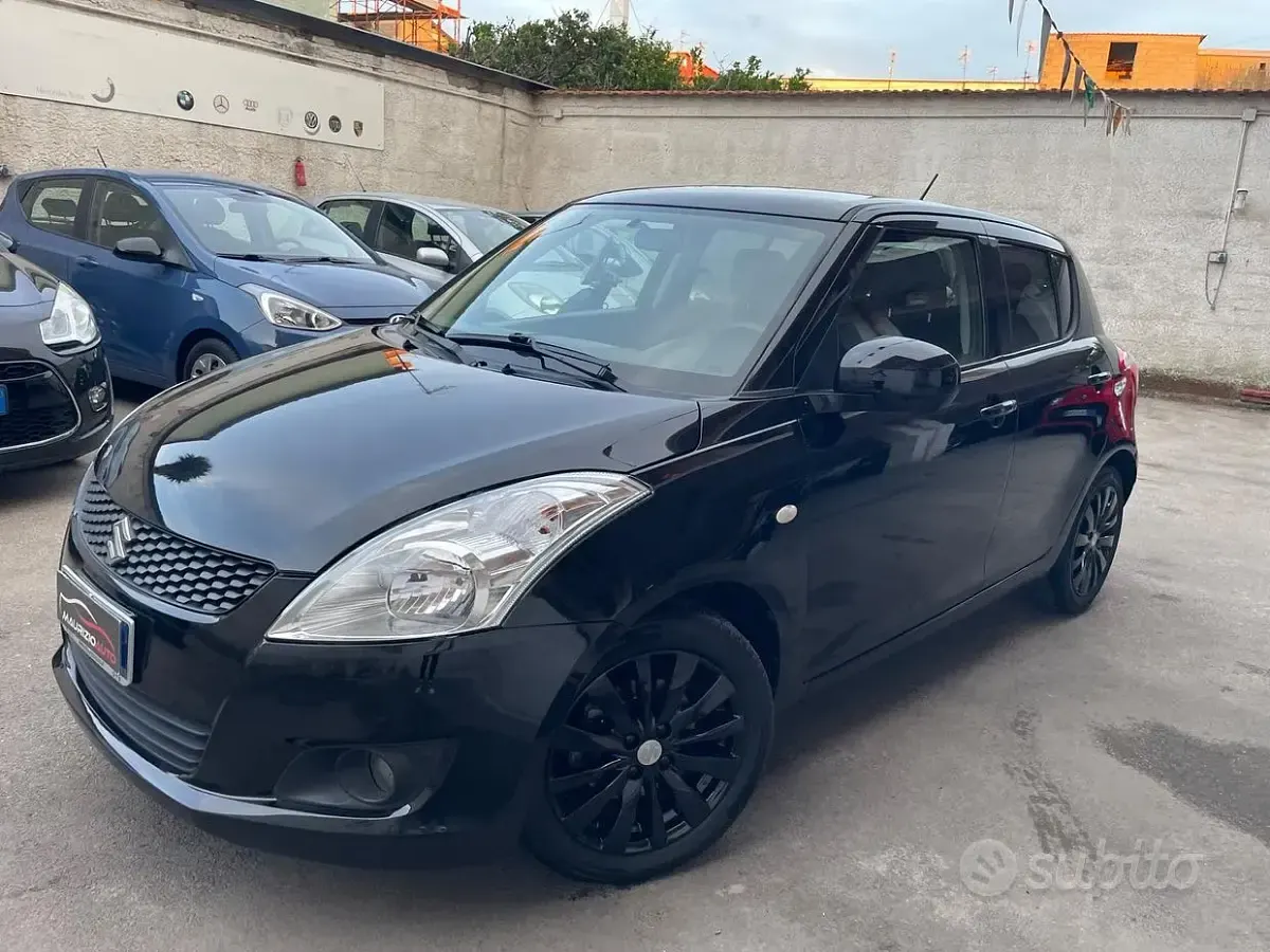Usata Suzuki Swift GL 94 CV (69 kW) 2013 Nero Utilitaria