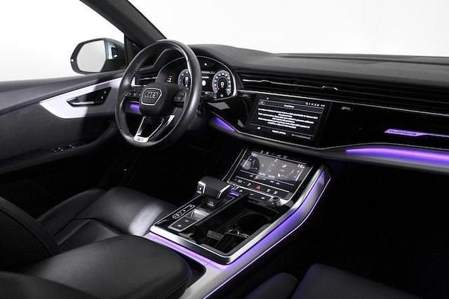 Usata Audi Q8 Sport 286 CV (210 kW) 2022 Grigio daytona perla SUV