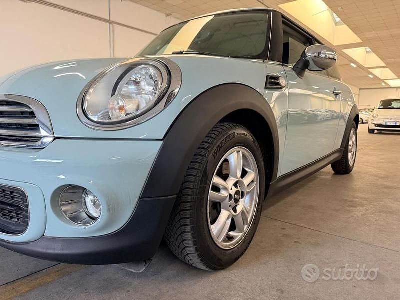 Usata Mini ONE 75 CV (55 kW) 2013 Blu Utilitaria