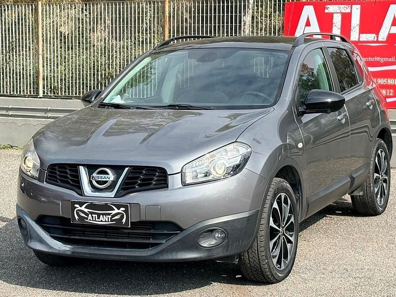 Usata Nissan Qashqai Tekna 110 CV (80 kW) 2013 Grigio SUV