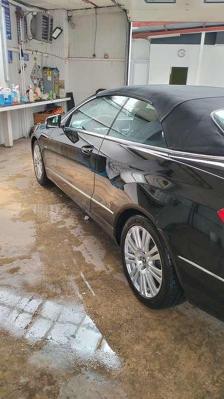 Usata Mercedes E250 Executive 204 CV (150 kW) 2012 Nero Cabrio