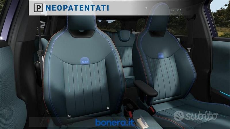Usata Mini Aceman Favoured 160 kW (218 CV) 2025 Blu SUV