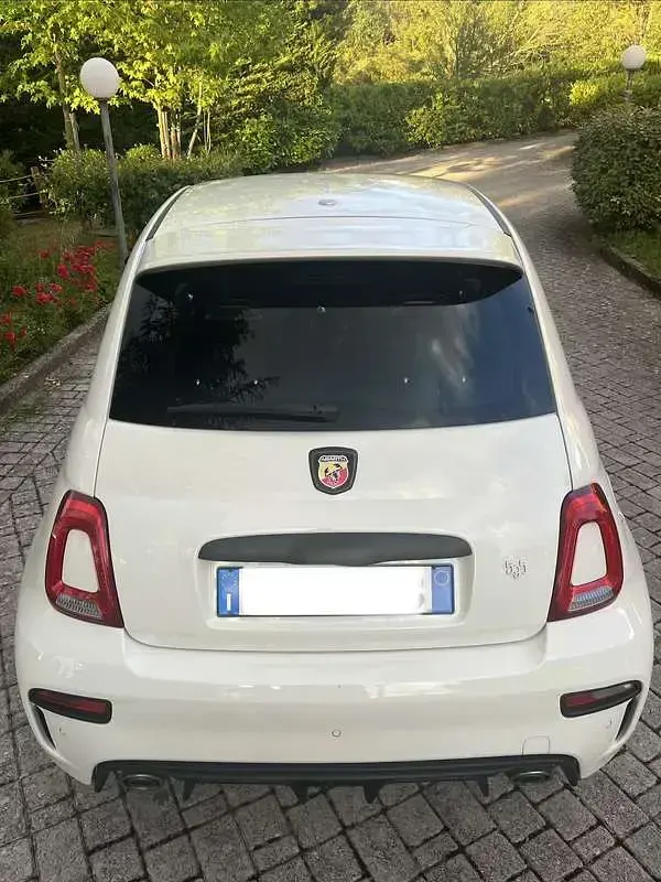 Usata Abarth 595 165 CV (121 kW) 2024 Utilitaria