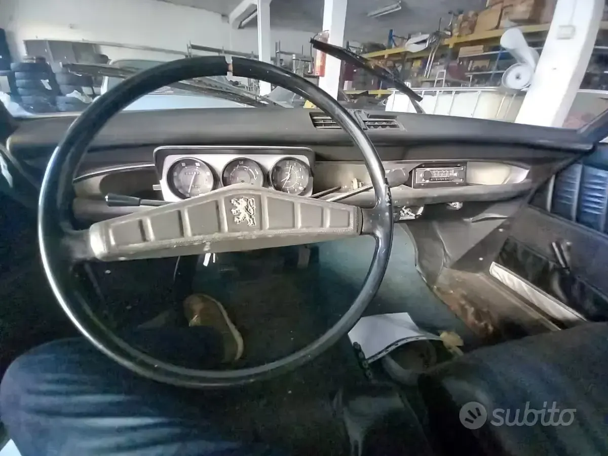 Usata Peugeot 204 58 CV (42 kW) 1960 Bluazzurro Cabrio