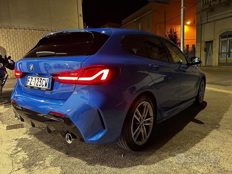 Usata BMW 118 Shadowline 150 CV (110 kW) 2019 Blu Utilitaria