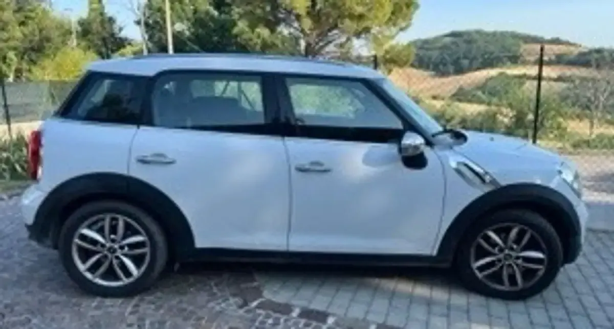 Usata Mini Cooper D Countryman 111 CV (81 kW) 2013 Bianco SUV