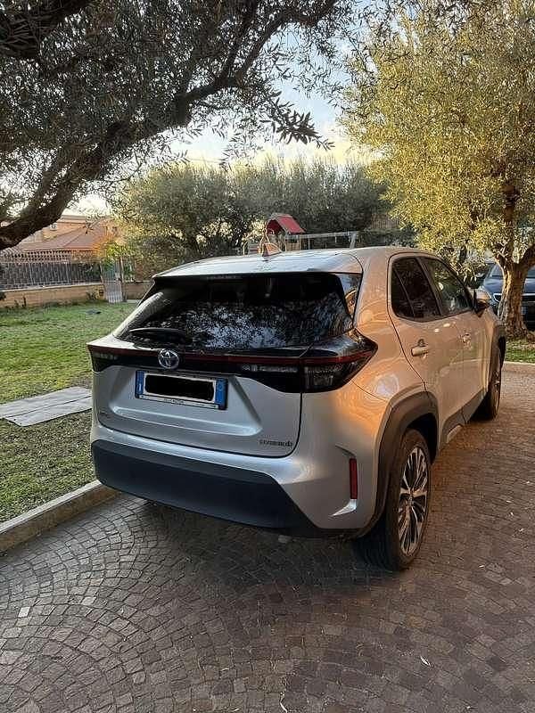 Usata Toyota Yaris Cross Lounge 92 CV (67 kW) 2022 SUV