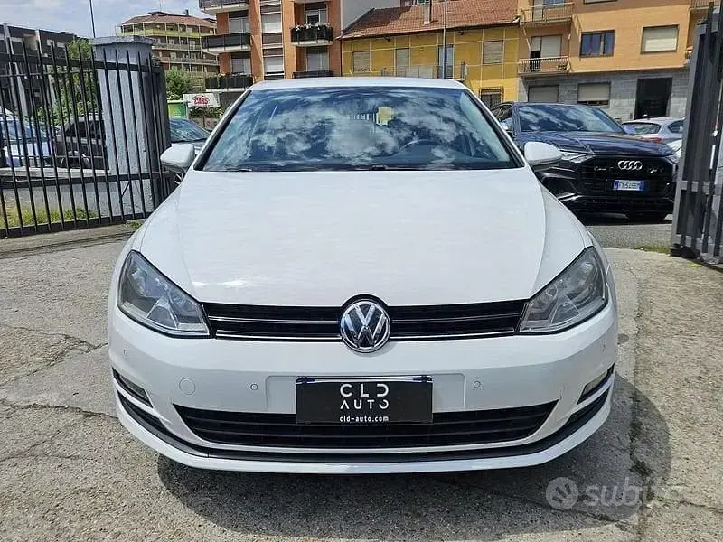 Usata VW Golf VII Highline 110 CV (80 kW) 2015 Bianco Berlina