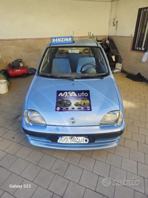 Blu Usata 2002 Fiat 600 Tre volumi | 1799 € (Molto cara) - Immagine 1/1