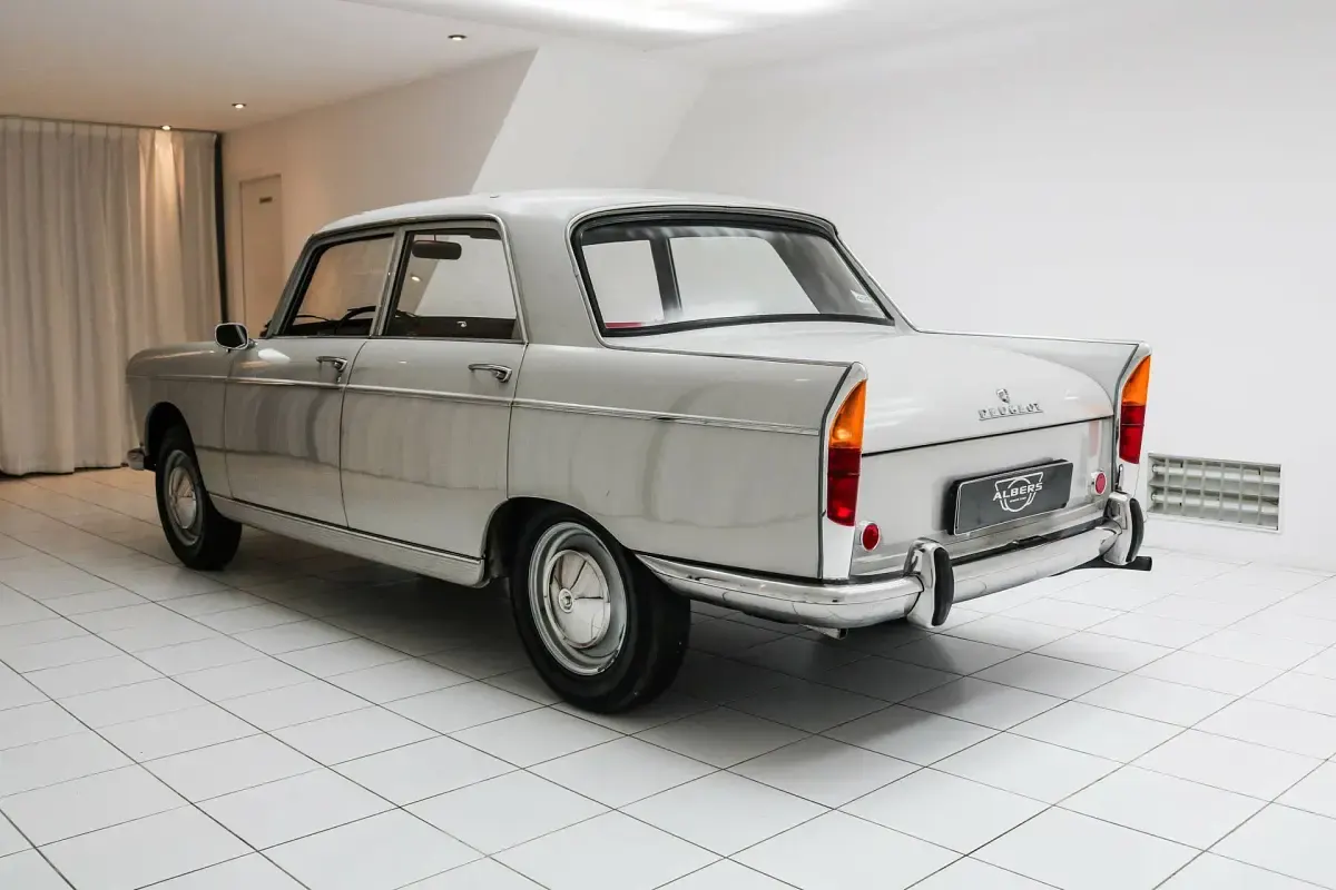 Usata Peugeot 404 65 CV (47 kW) 1963 Bianco Berlina