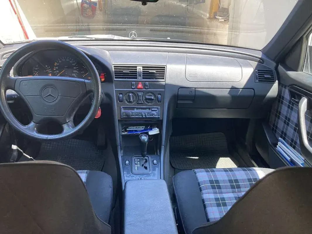 Usata Mercedes C250 150 CV (110 kW) 1996 Station wagon