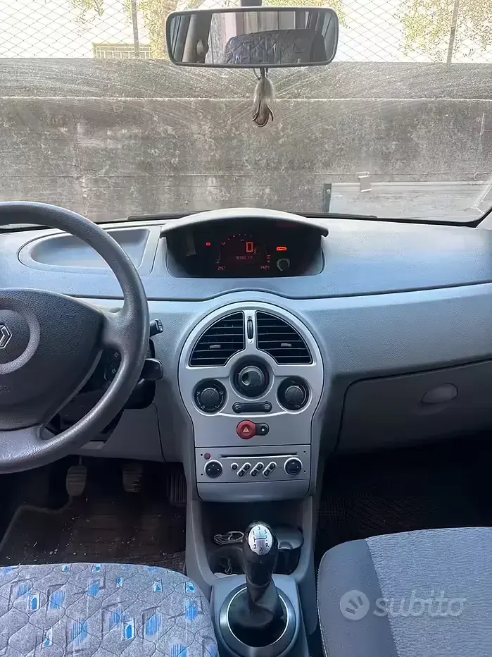 Usata Renault Modus 75 CV (55 kW) 2009 Blu Monovolume