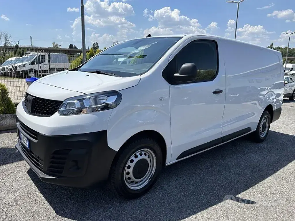 Usata Fiat Scudo 144 CV (105 kW) 2023 Bianco Furgone