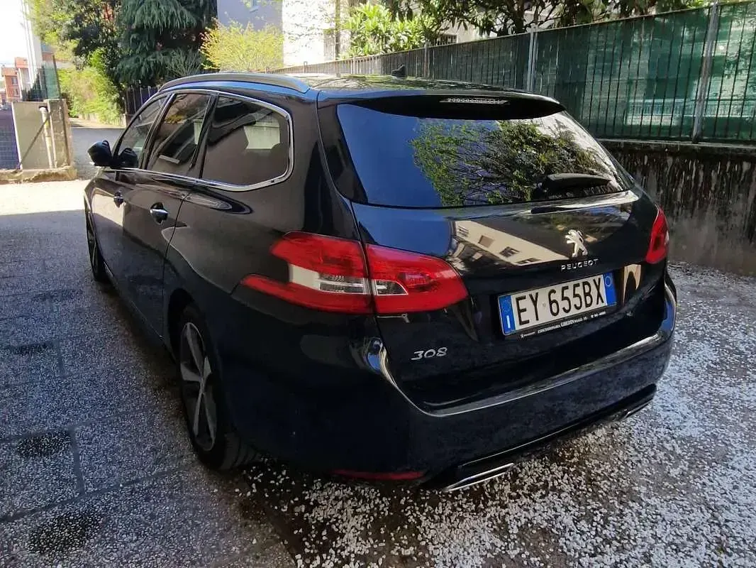 Usata Peugeot 308 Allure 114 CV (83 kW) 2015 Blu/azzurro Station wagon
