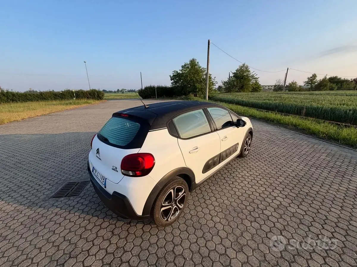 Usata Citroën C3 Shine 75 CV (55 kW) 2018 Bianco Utilitaria