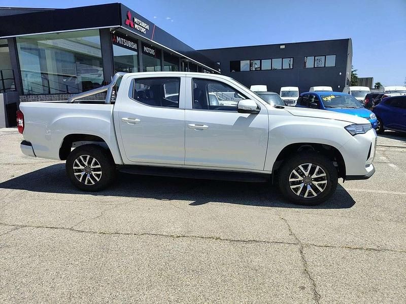 Nuova Maxus e-T90 64 kW (88 CV) 2025 Bianco Pick-up