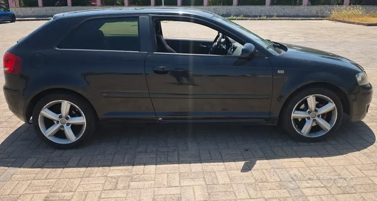 Usata Audi A3 140 CV (102 kW) 2005 Nero Utilitaria
