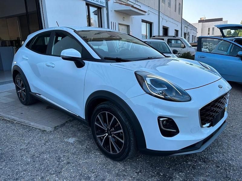 Begagnad Ford Puma Titanium 125 HK (91 kW) 2022 Vit Kombi
