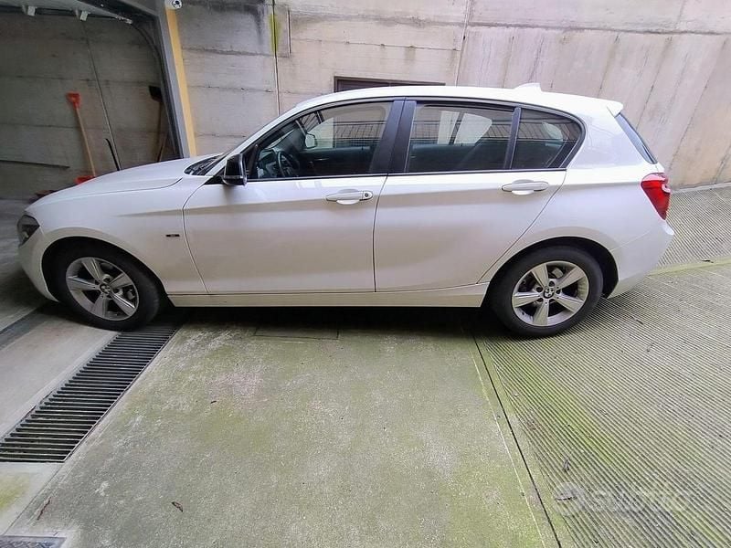Usata BMW 118 Sport Line 2013 Bianco Utilitaria