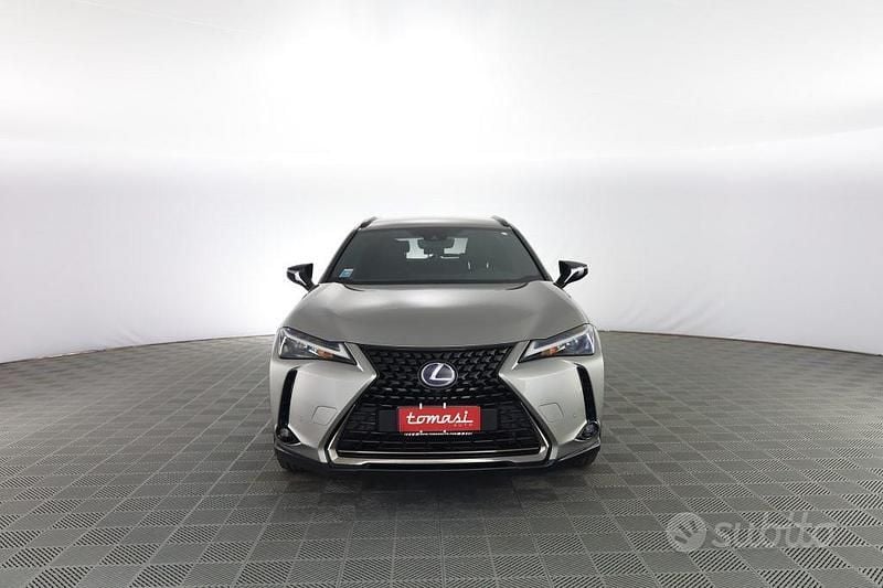 Usata Lexus UX 152 CV (111 kW) 2021 Grigio SUV