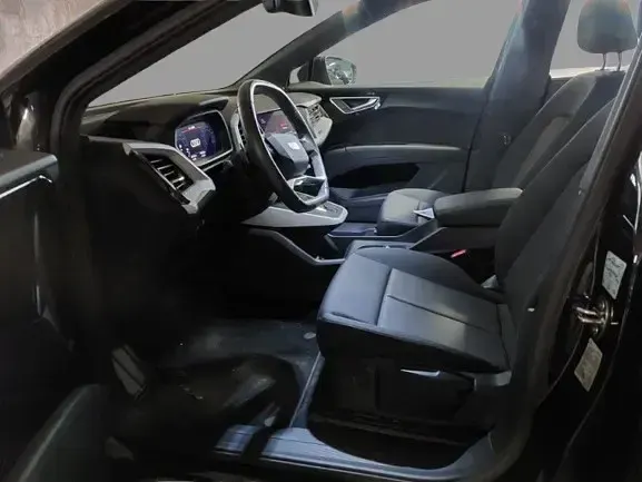 Usata Audi Q4 e-tron S-Line 220 kW (300 CV) 2022 Nero SUV