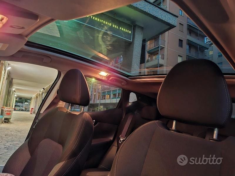 Usata Nissan Qashqai N-Connecta 116 CV (85 kW) 2021 Grigio SUV