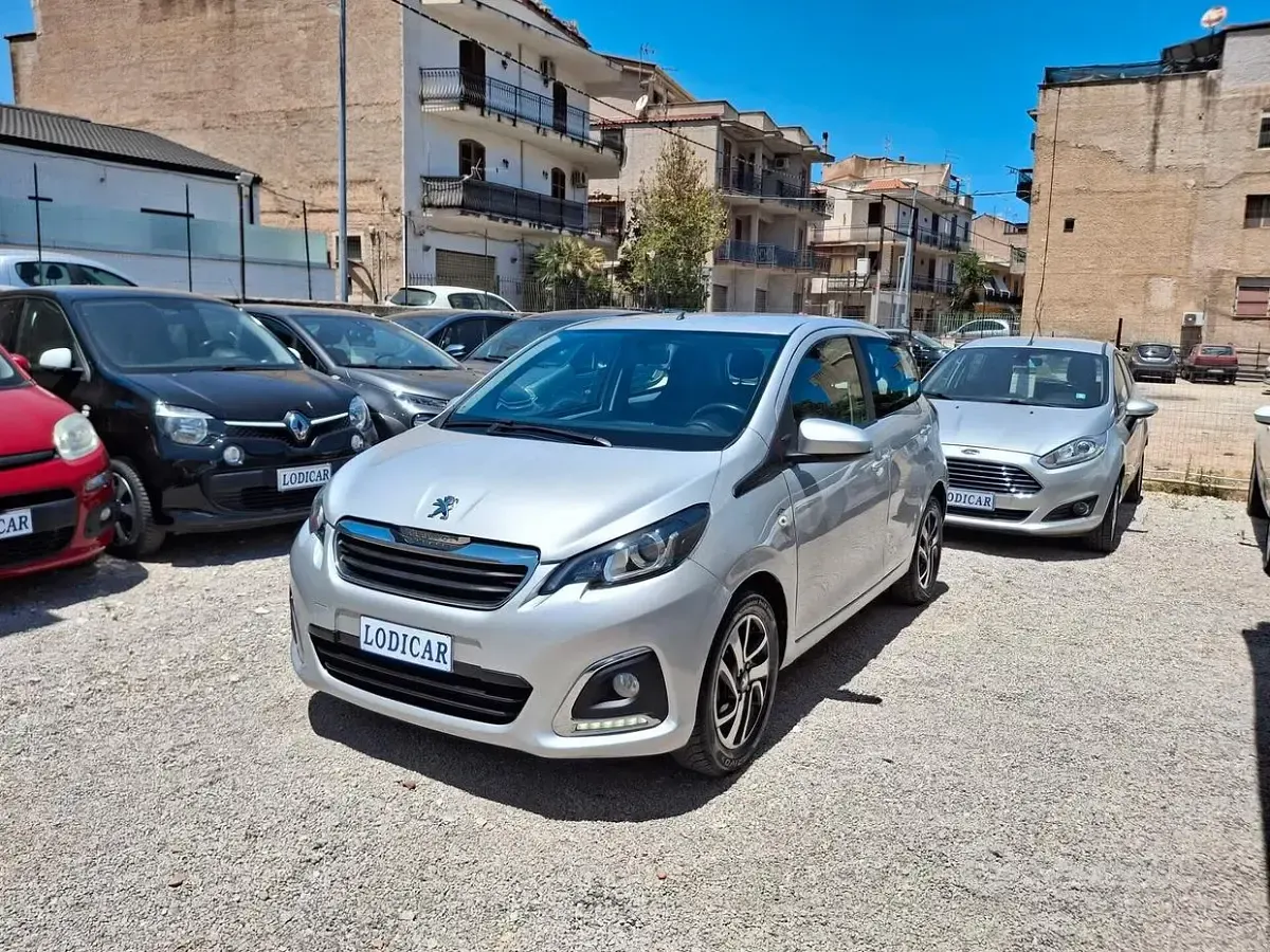 Usata Peugeot 108 Allure 82 CV (60 kW) 2014 Grigio Berlina