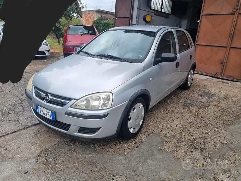 Usata 2006 Opel Corsa Due volumi | 1450 € (Super prezzo) - Immagine 1/4