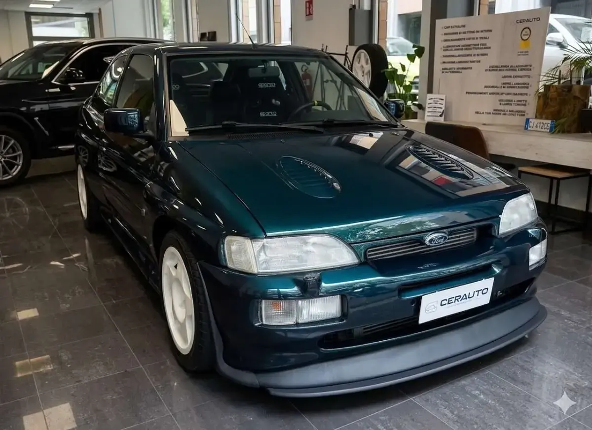 Usata Ford Escort RS 299 CV (219 kW) 1992 Mallard green Berlina
