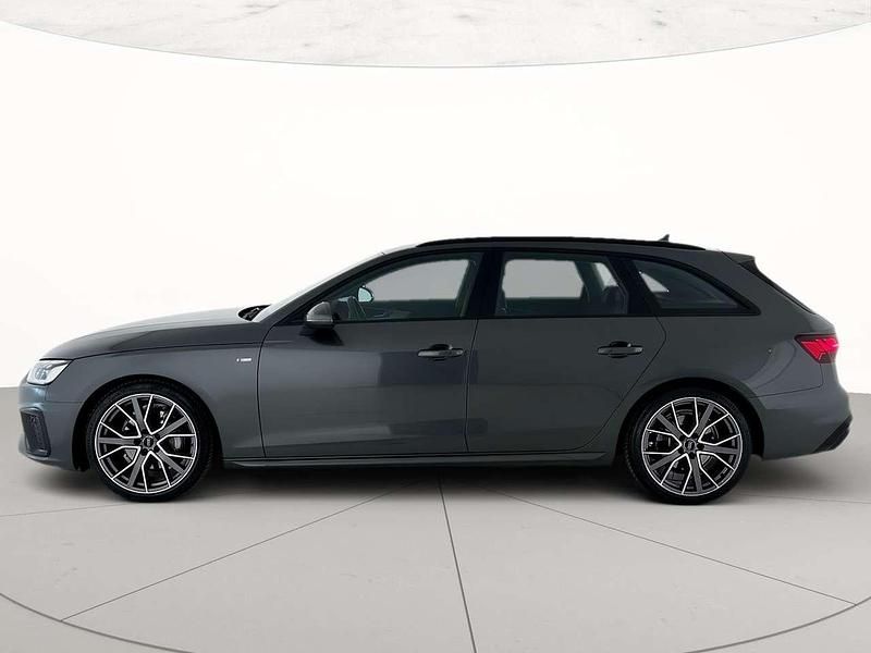 Usata Audi A4 S-Line 190 CV (139 kW) 2020 6y grigio daytona perlato Station wagon