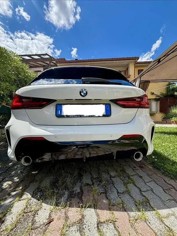 Usata BMW 120 M Sport 190 CV (139 kW) 2021 Bianco Utilitaria