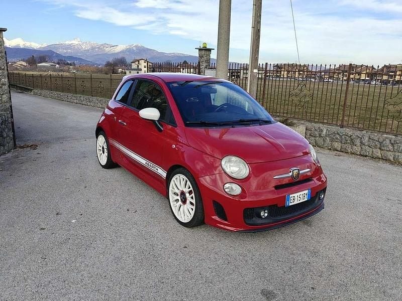 Usata Abarth 500 135 CV (99 kW) 2010 Utilitaria