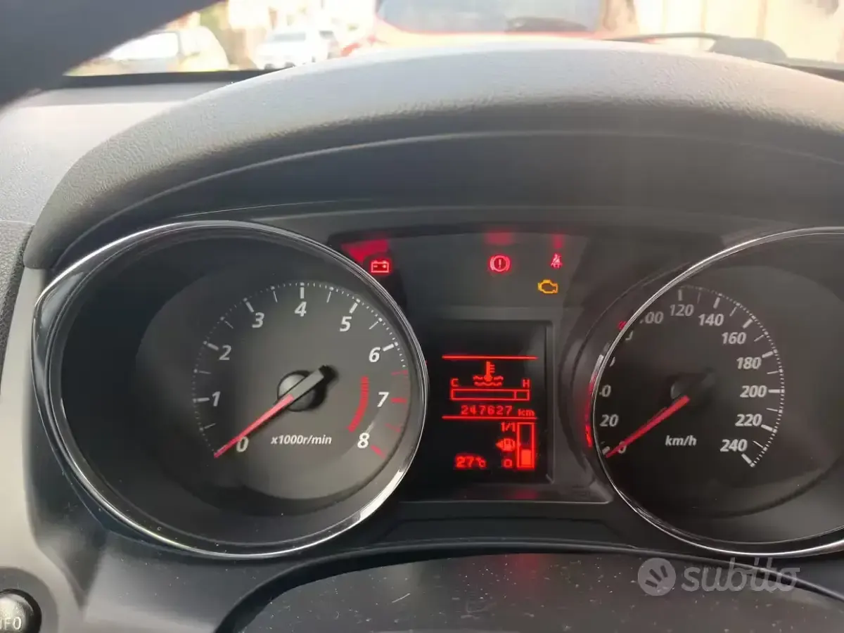 Usata Mitsubishi ASX Inform 117 CV (86 kW) 2014 Bianco SUV