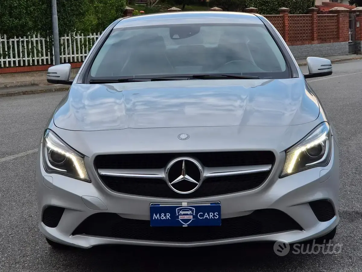 Usata Mercedes CLA220 170 CV (125 kW) 2014 Grigio Coupé