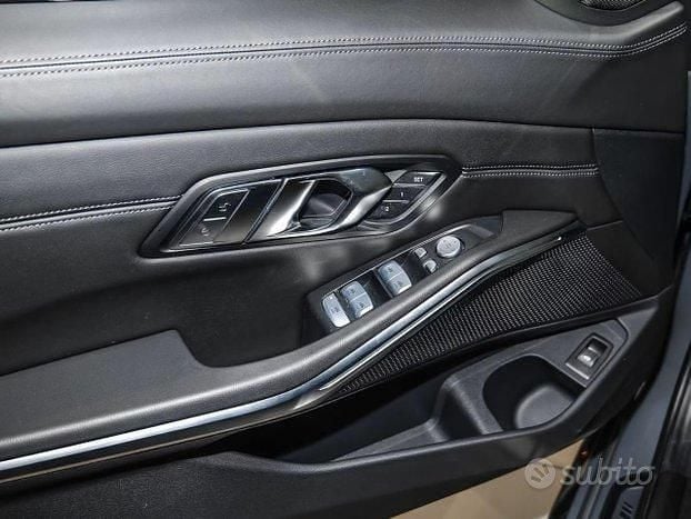 Usata BMW M3 Competition Edition 530 CV (389 kW) 2024 Grigio Station wagon