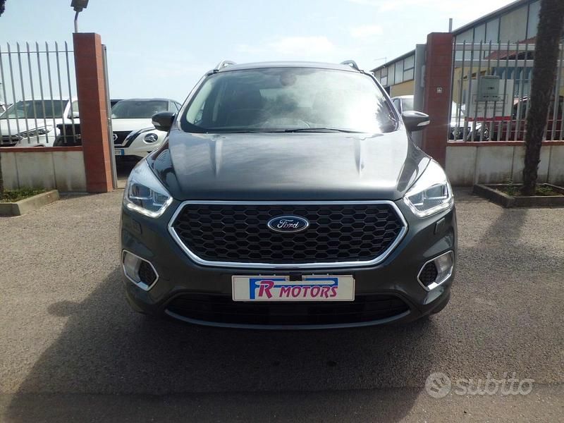Usata Ford Kuga S 150 CV (110 kW) 2019 Grigio SUV