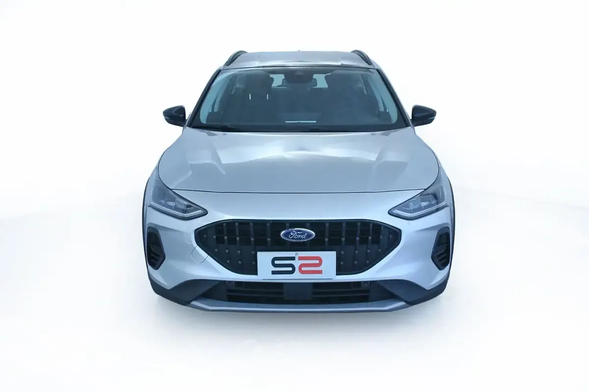 Usata Ford Focus Active 116 CV (85 kW) 2025 Argento Station wagon