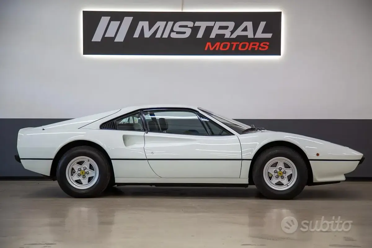 Usata Ferrari 208 155 CV (114 kW) 1982 Bianco Coupé