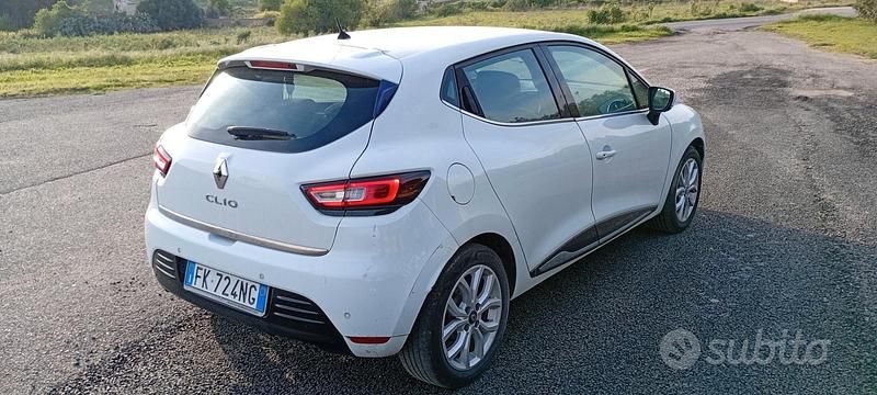 Usata Renault Clio IV 75 CV (55 kW) 2017 Bianco Berlina