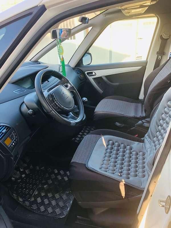 Usata Citroën Grand C4 Picasso SELECTION 111 CV (81 kW) 2013 Monovolume