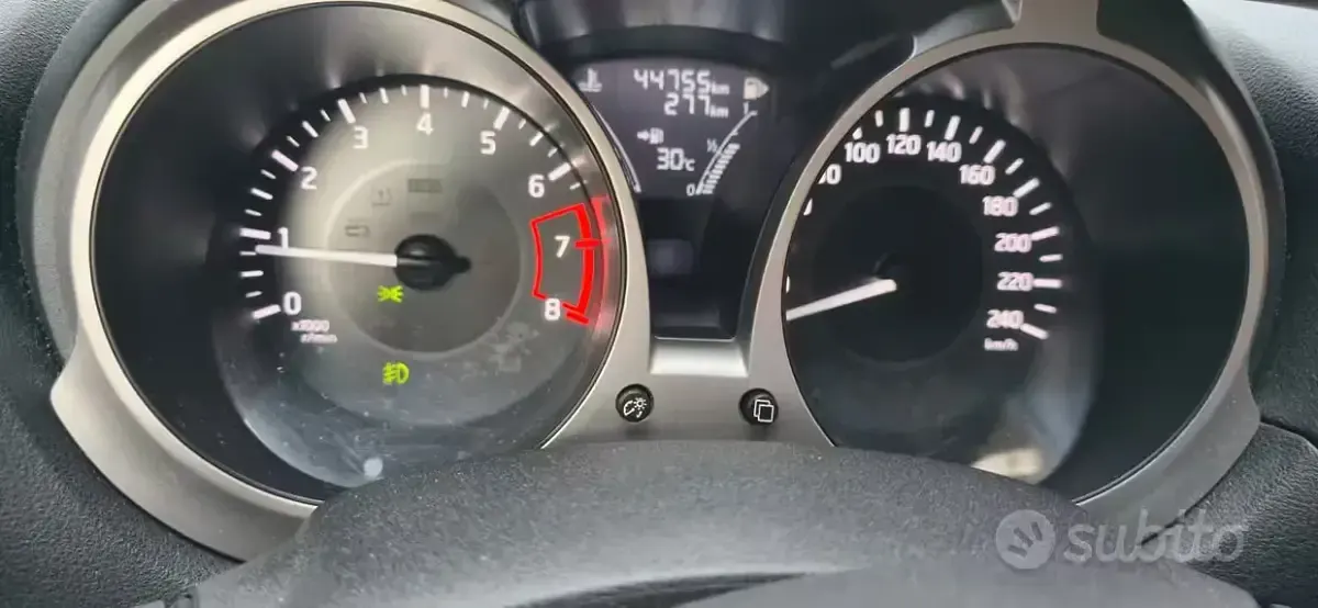 Usata Nissan Juke Acenta 116 CV (85 kW) 2018 Grigio SUV
