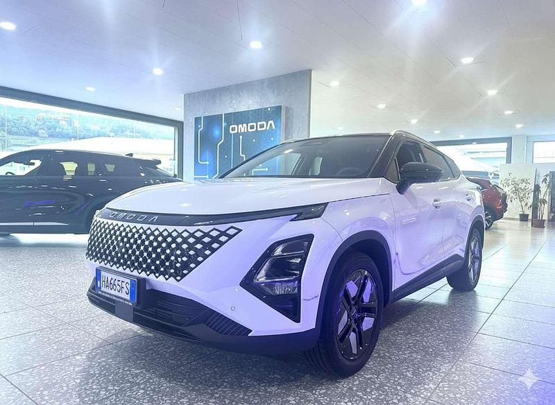 Nuova Omoda 5 147 CV (108 kW) 2025 Bianco SUV