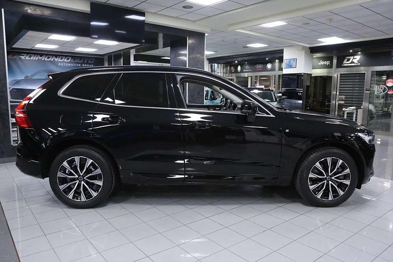 Usata Volvo XC60 Core 197 CV (144 kW) 2022 Nero SUV