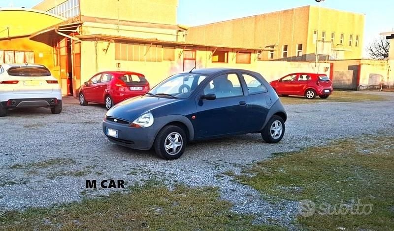 Usata Ford Ka Collection 60 CV (44 kW) 2001 Blu Utilitaria