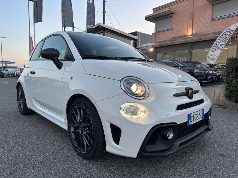 Usata Abarth 595 165 CV (121 kW) 2024 Bianco Utilitaria