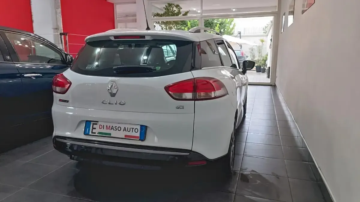 Usata Renault Clio 89 CV (65 kW) 2015 Bianco Station wagon